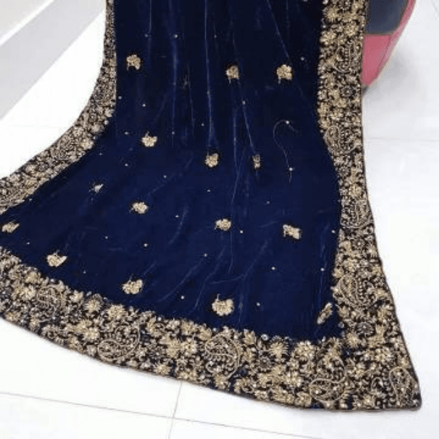 KAIRY EMBROIDERED SHAWL